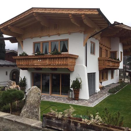 Das Enzian Aschau Im Zillertal Exterior photo