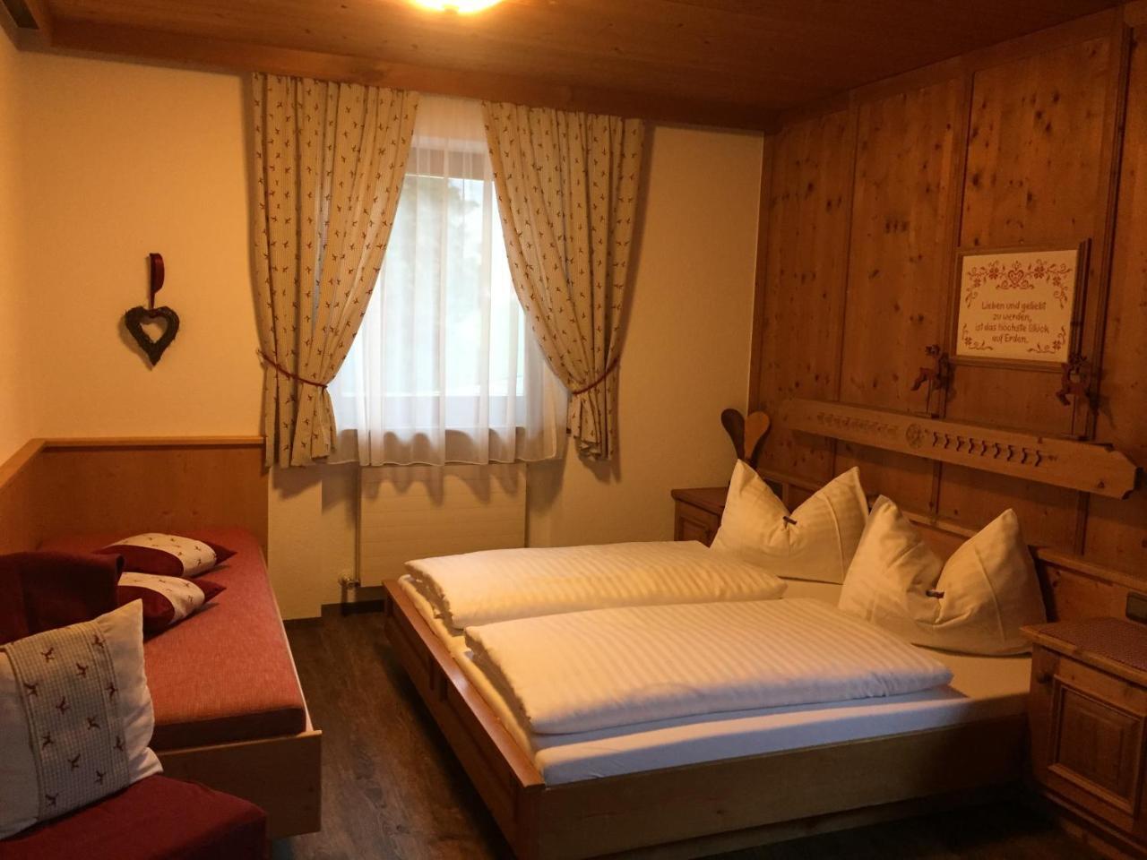 Das Enzian Aschau Im Zillertal Exterior photo