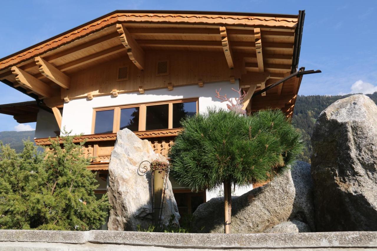 Das Enzian Aschau Im Zillertal Exterior photo