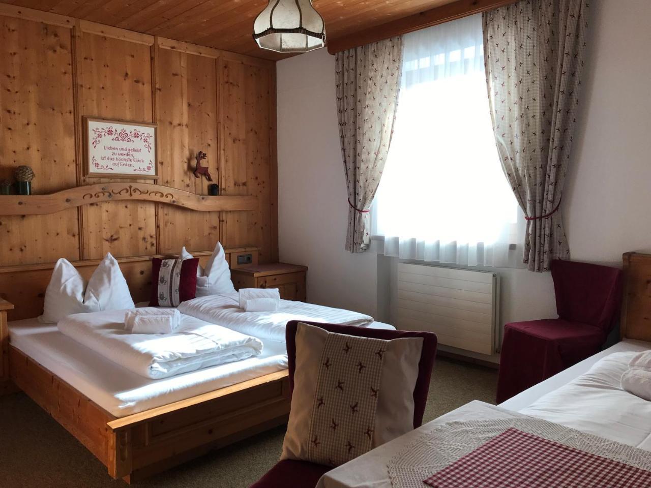 Das Enzian Aschau Im Zillertal Exterior photo